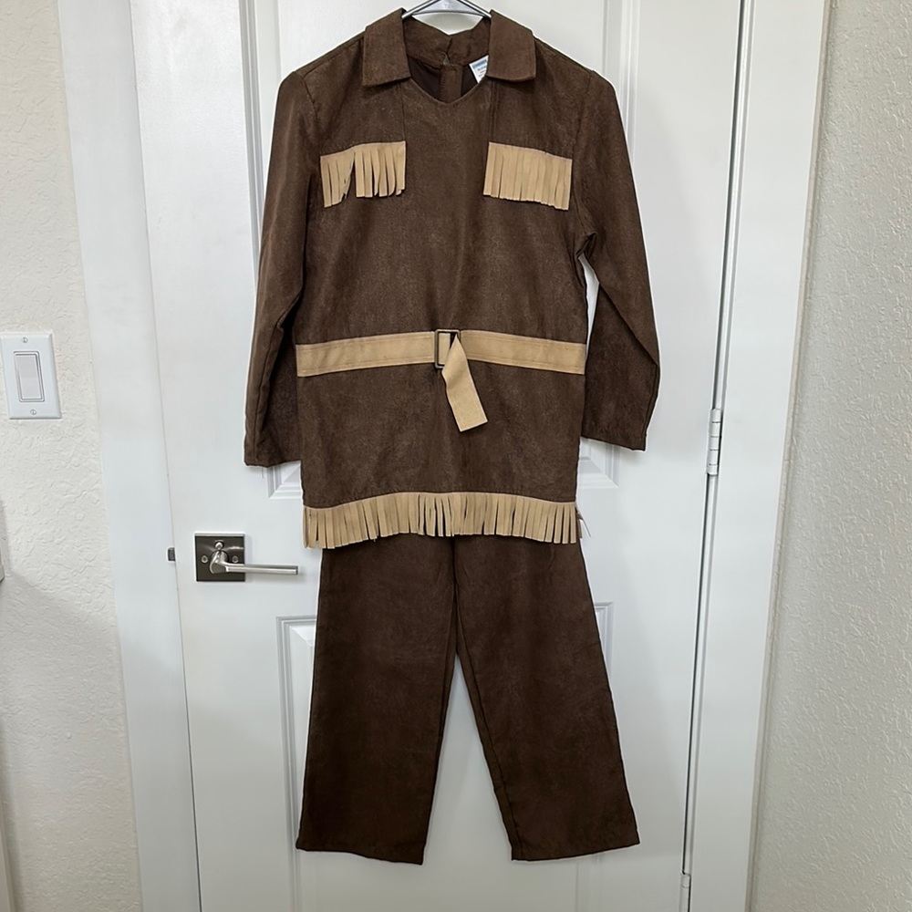 Brown Fringe Two-Piece Outfit